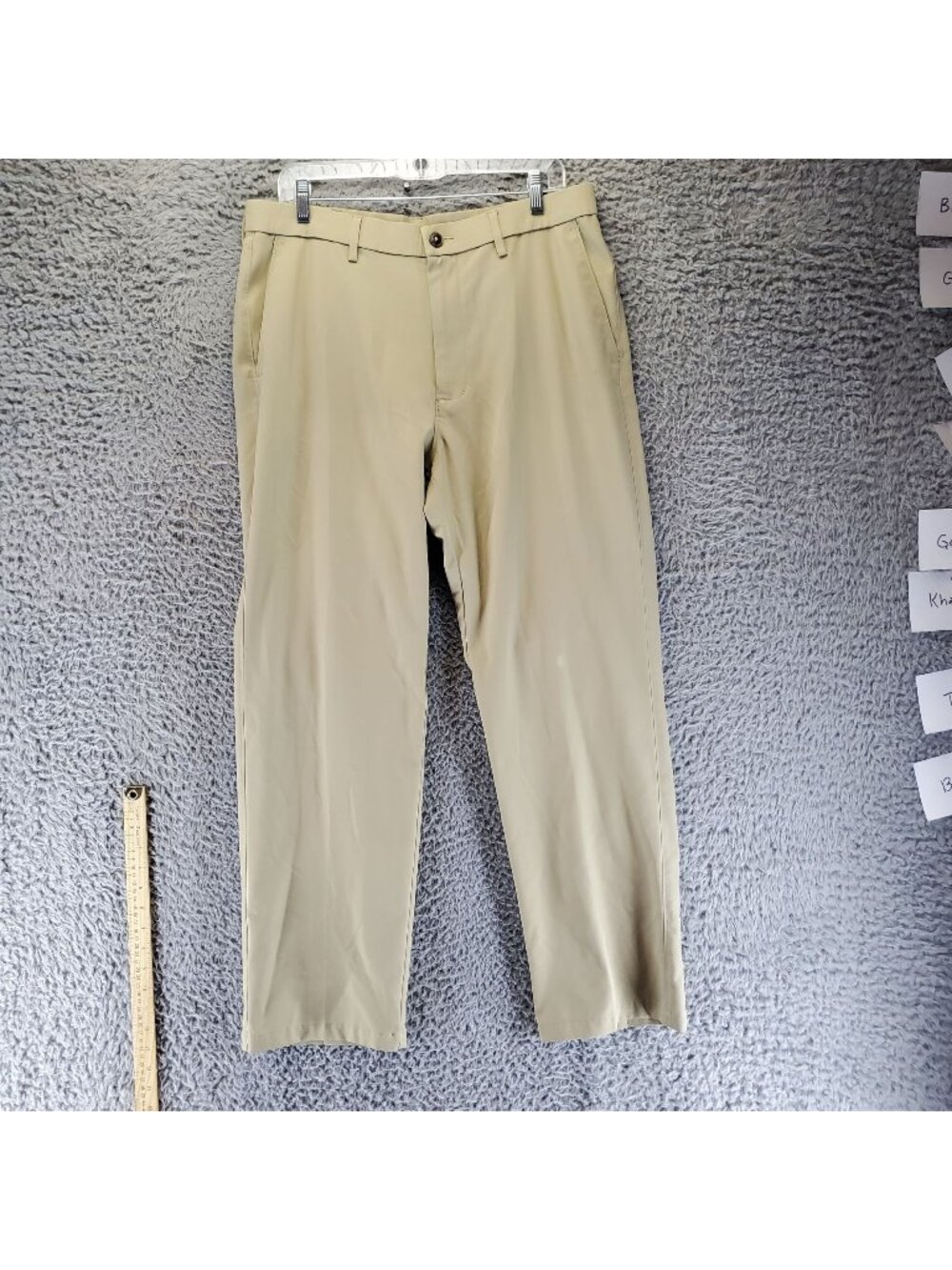 Haggar Pants Mens 34x30 Tan H26 Stretch Lightweight Flat Front Chino